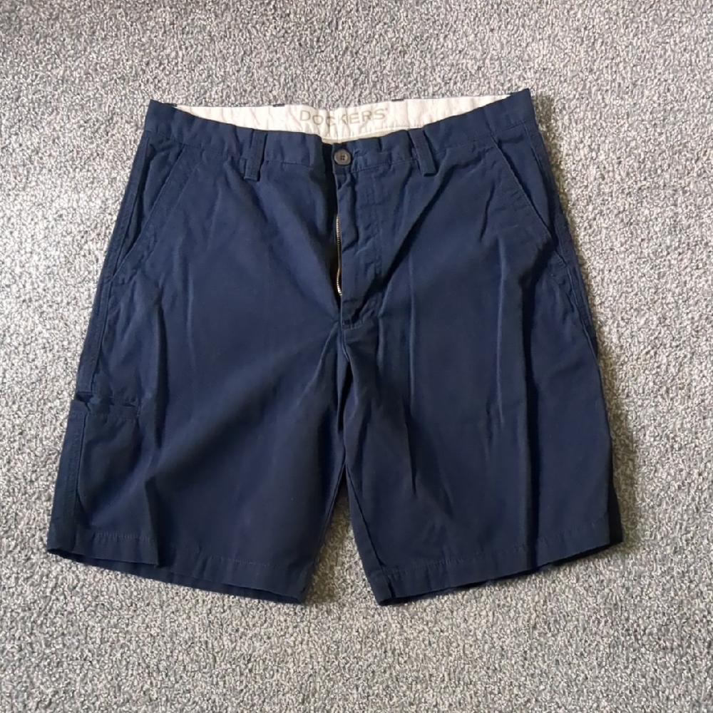 Dockers Men's Navy Flat Front Shorts - Picture 1 of 3
